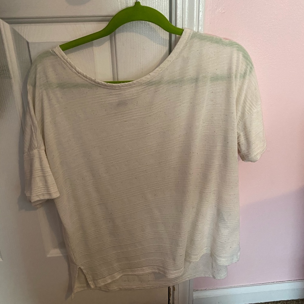 White forever 21 T-shirt